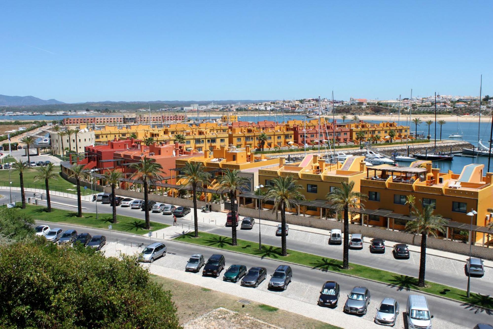 70 m2, 2 yatak odalı, 2 banyolu , Praia do Vau bölgesinde Portimão Dış mekan fotoğraf